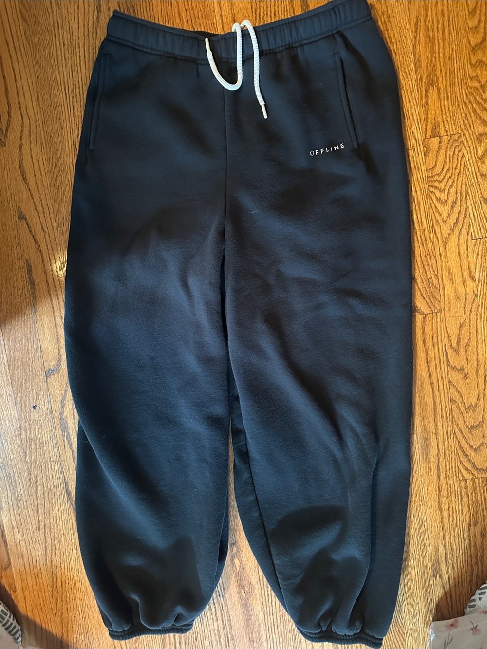 Aerie offline size medium women’s Black Drawstring Jogger Pants